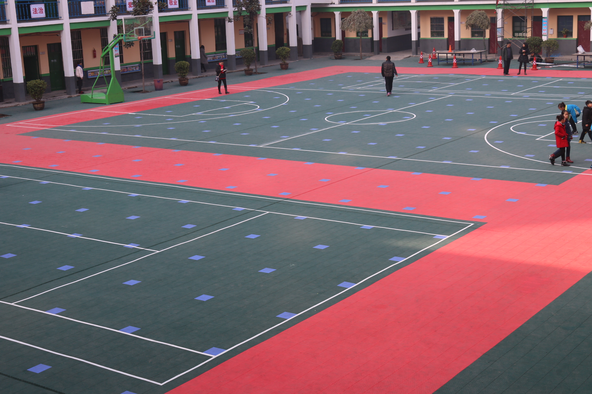 熱烈慶祝仲達(dá)塑膠攜手輝縣市城內(nèi)小學(xué)美化成功！